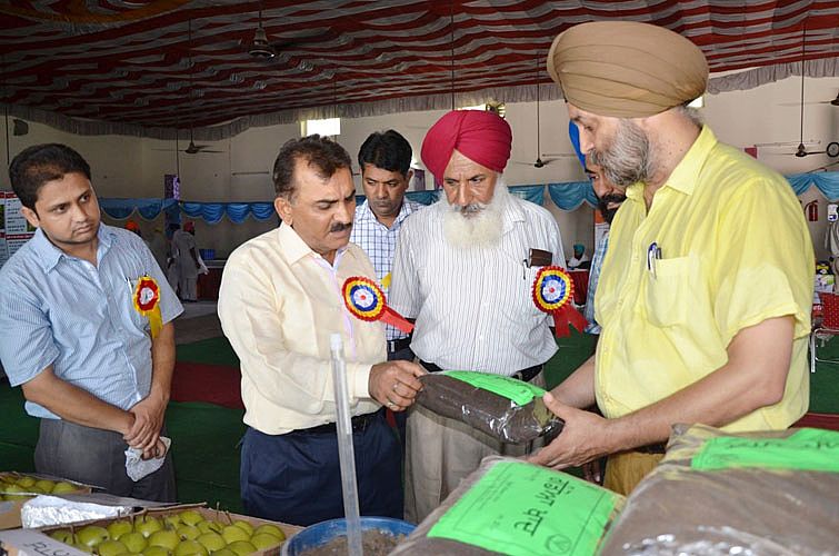 Pre-Kharif 2015, Kisan Samelan organized by KVK Ta